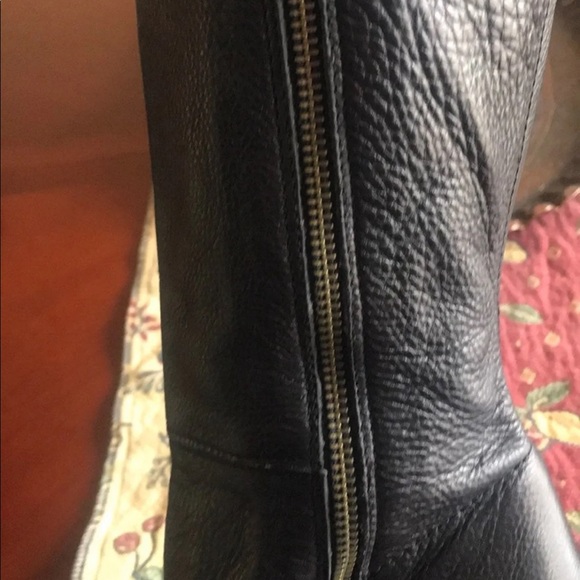 Buttery soft Italian grain leather 7.5 Max NY - Picture 6 of 13